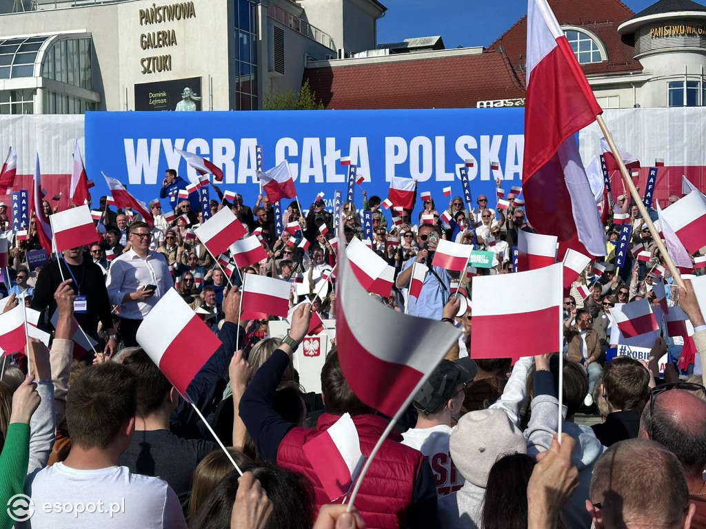 Tłumy na wiecu Rafała Trzaskowskiego w Sopocie [FOTO]