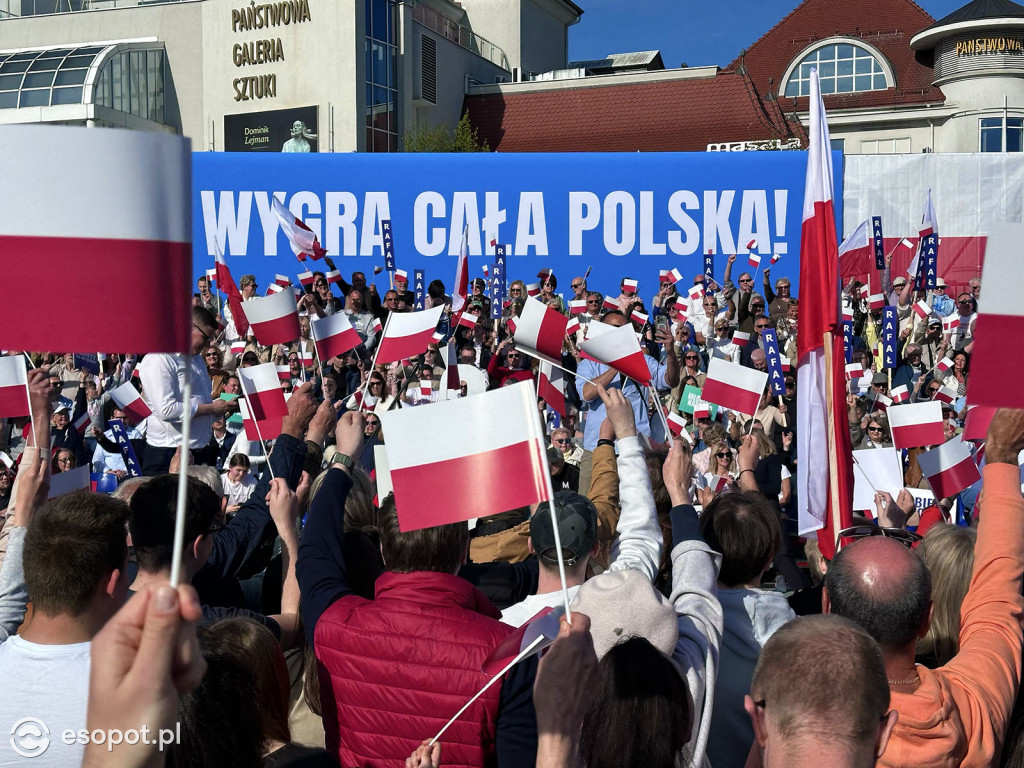 Tłumy na wiecu Rafała Trzaskowskiego w Sopocie [FOTO]