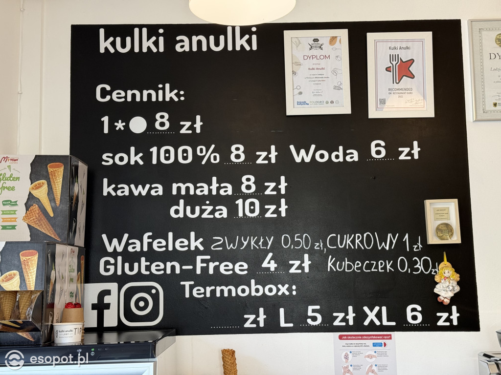 Ile kosztują lody, gofry i zapiekanki w Sopocie? [FOTO]