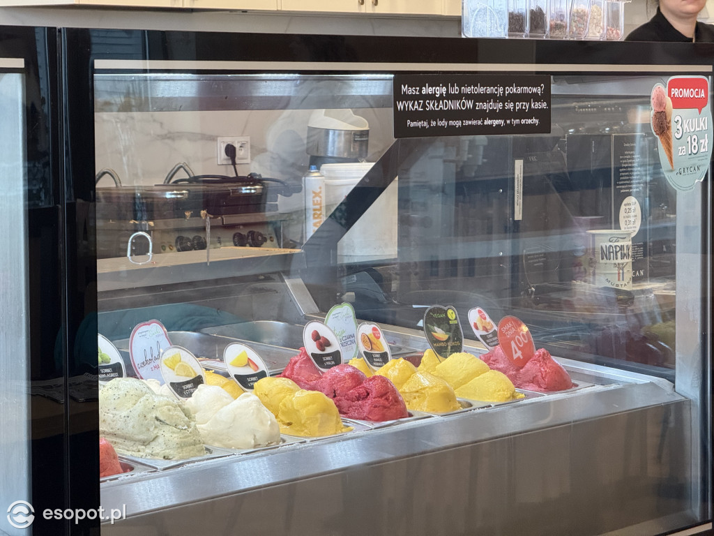 Ile kosztują lody, gofry i zapiekanki w Sopocie? [FOTO]