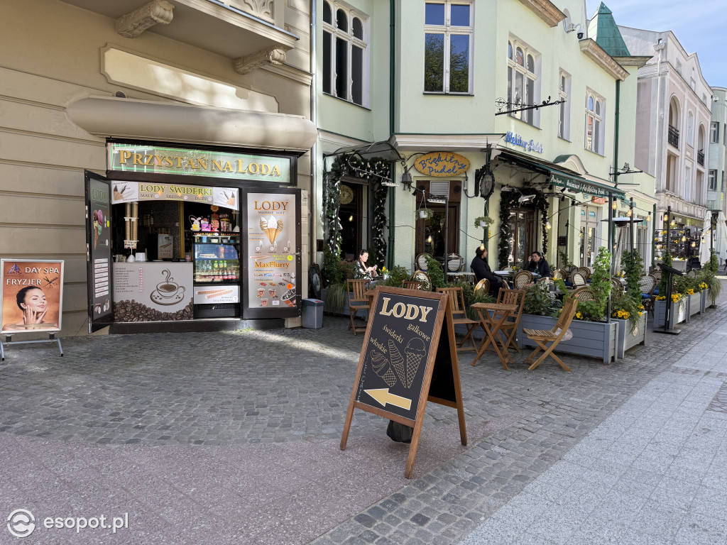 Ile kosztują lody, gofry i zapiekanki w Sopocie? [FOTO]