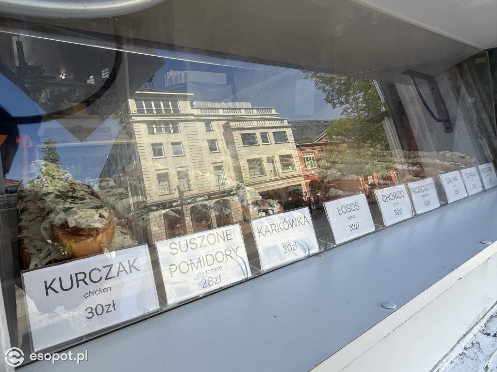 Ile kosztują lody, gofry i zapiekanki w Sopocie? [FOTO]