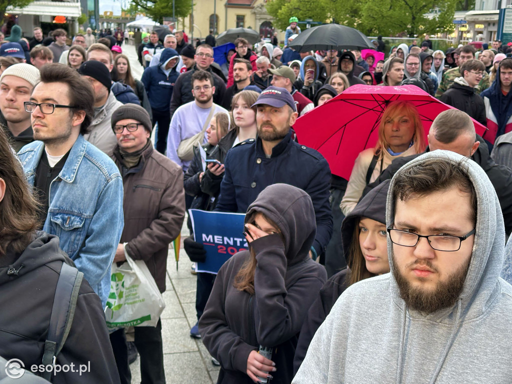 Wiec Mentzena na Placu Przyjaciół Sopotu [FOTO]