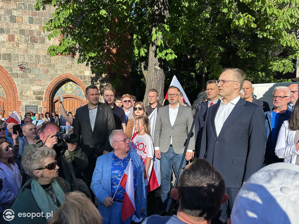 Tłumy na wiecu poparcia dla Karola Nawrockiego [FOTO]