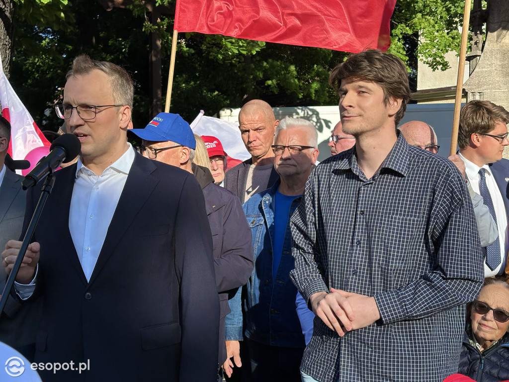 Tłumy na wiecu poparcia dla Karola Nawrockiego [FOTO]