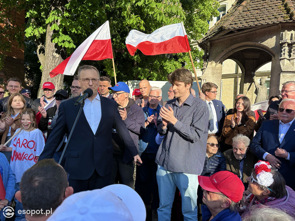 Tłumy na wiecu poparcia dla Karola Nawrockiego [FOTO]