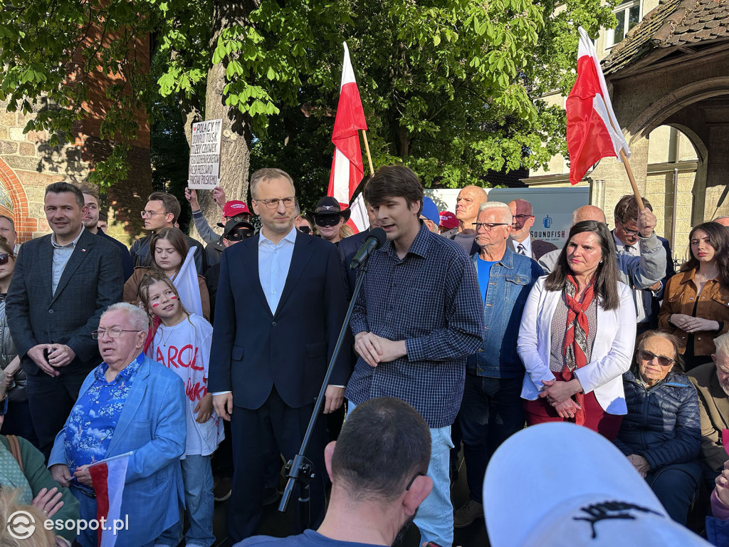 Tłumy na wiecu poparcia dla Karola Nawrockiego [FOTO]