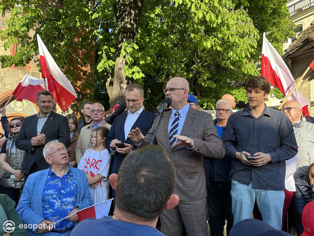Tłumy na wiecu poparcia dla Karola Nawrockiego [FOTO]