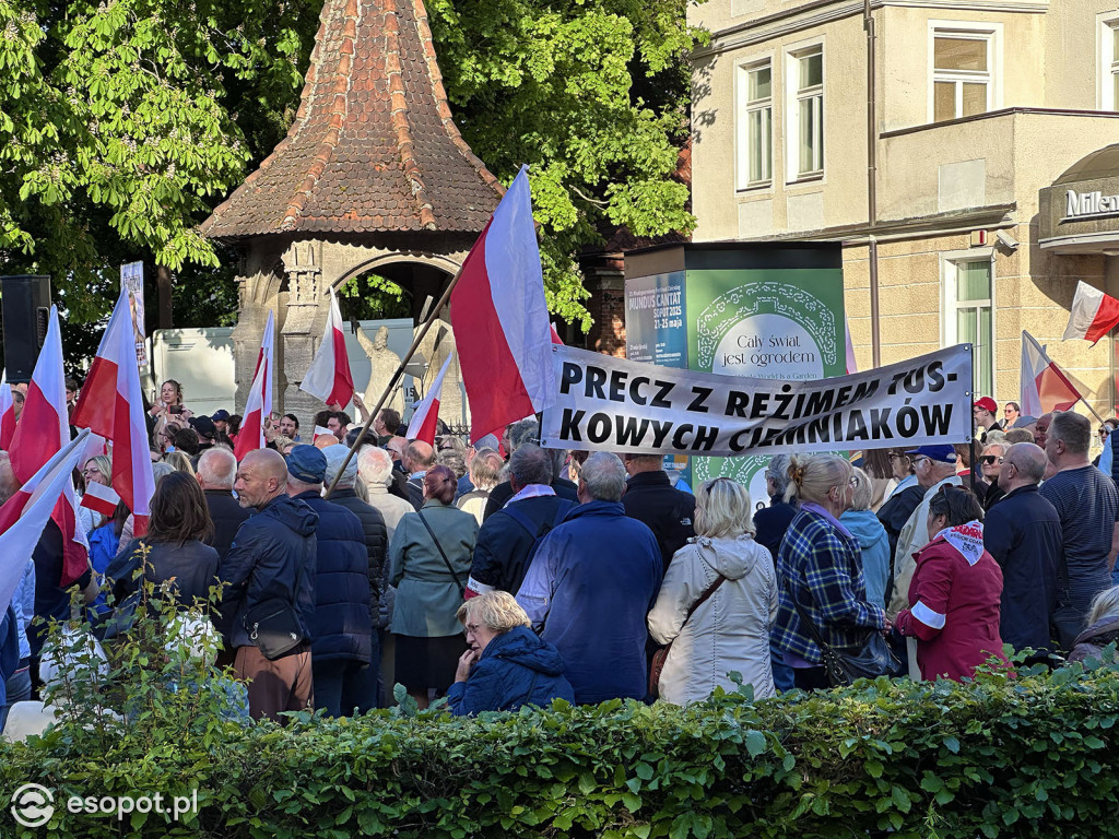 Tłumy na wiecu poparcia dla Karola Nawrockiego [FOTO]