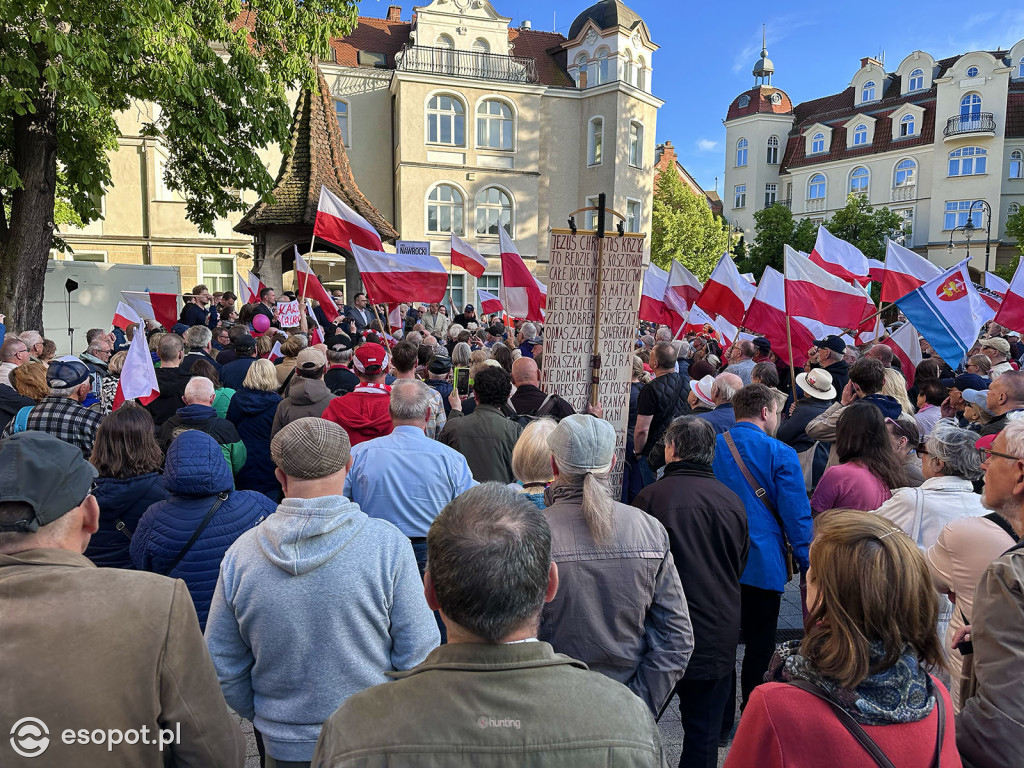 Tłumy na wiecu poparcia dla Karola Nawrockiego [FOTO]