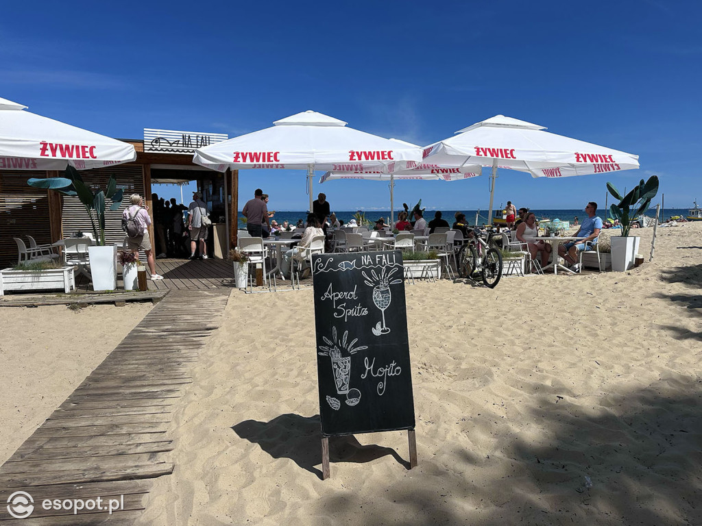 Zaskakująco spokojny początek lata w Sopocie! Długi weekend bez tłumów, za to ze słońcem [FOTO]