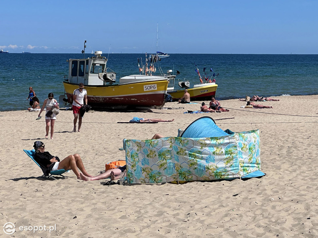 Zaskakująco spokojny początek lata w Sopocie! Długi weekend bez tłumów, za to ze słońcem [FOTO]