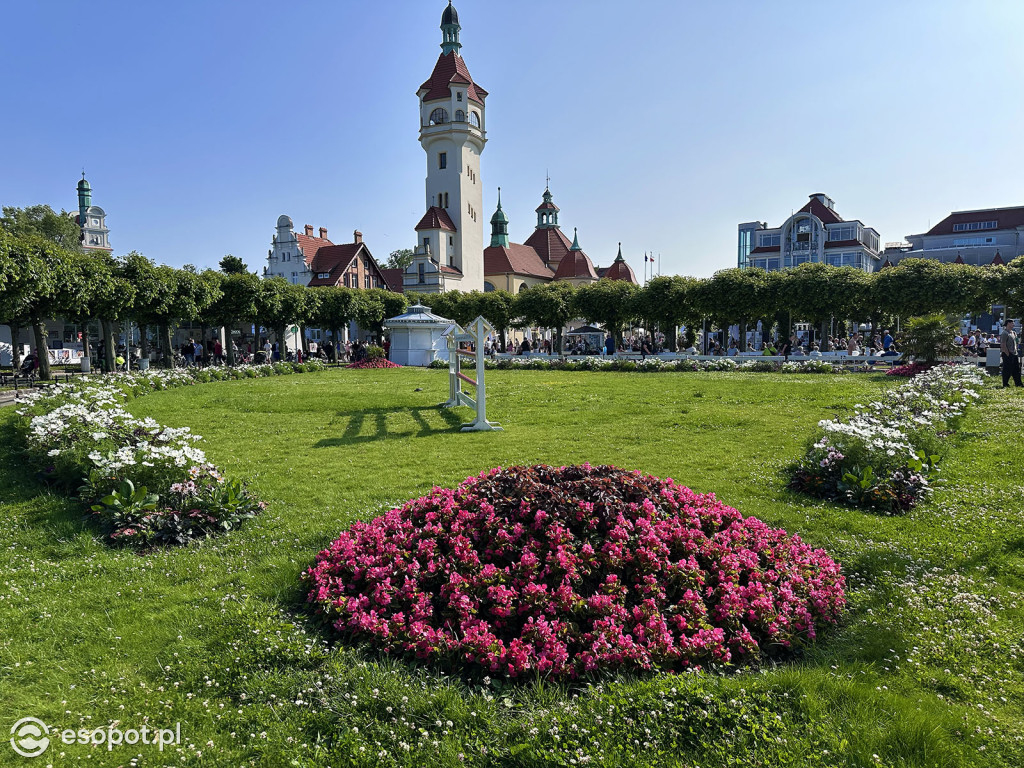Zaskakująco spokojny początek lata w Sopocie! Długi weekend bez tłumów, za to ze słońcem [FOTO]