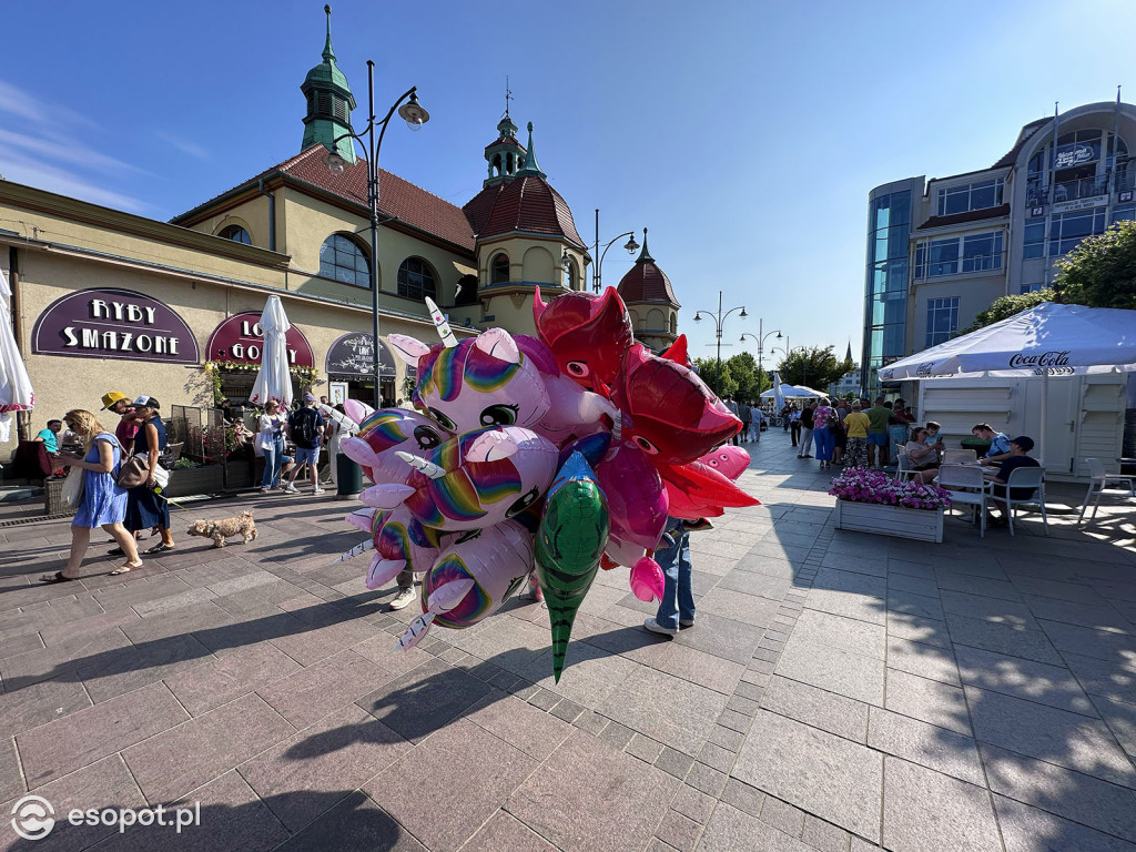 Zaskakująco spokojny początek lata w Sopocie! Długi weekend bez tłumów, za to ze słońcem [FOTO]