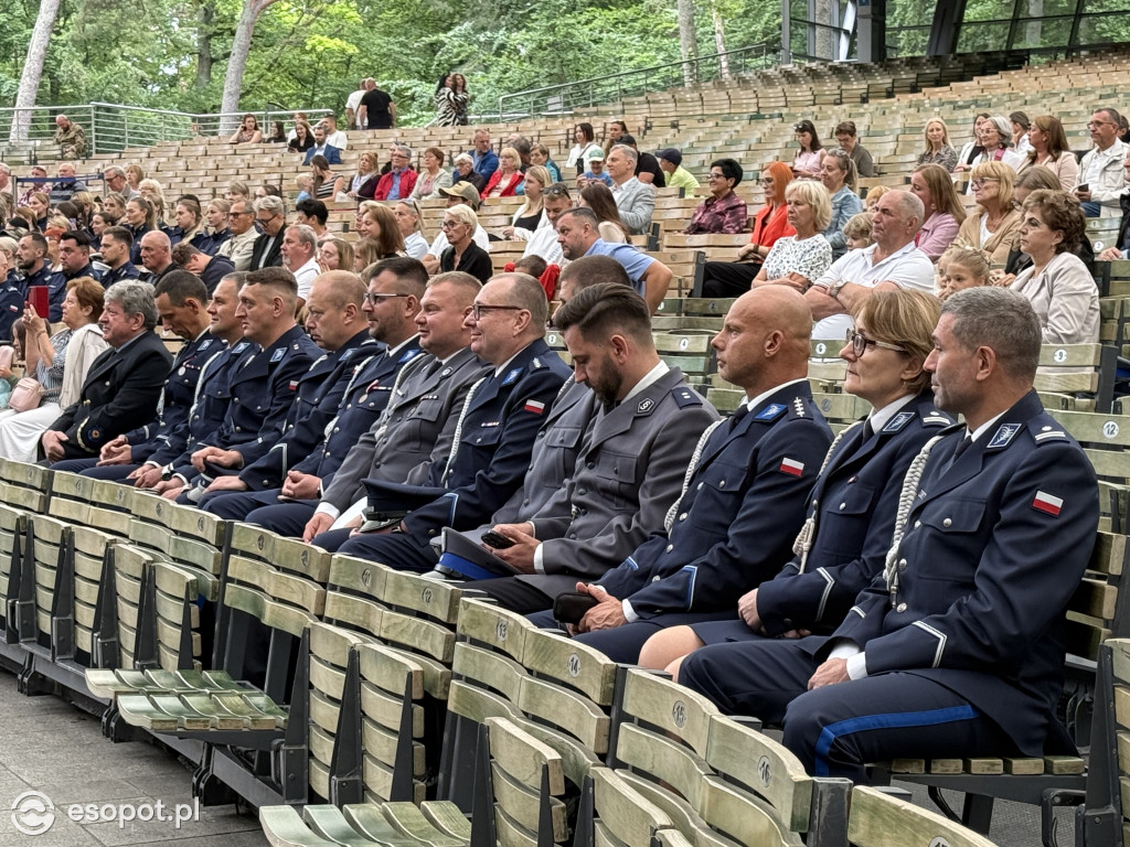 Święto Policji w Operze Leśnej. Zobacz, jak świętowali sopoccy funkcjonariusze [FOTO]