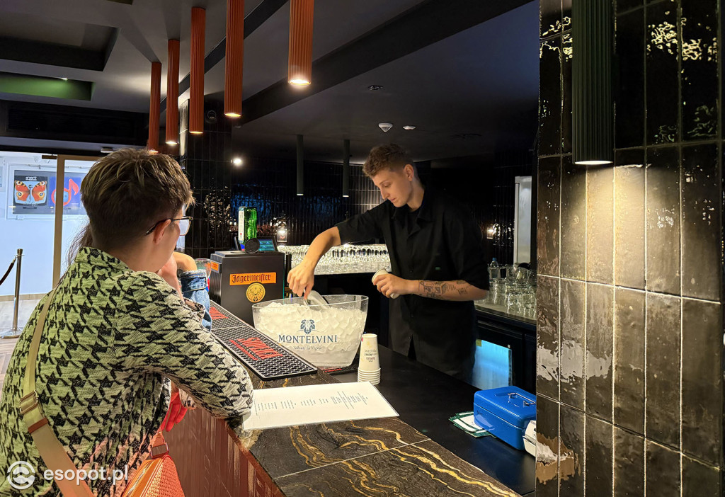 Klub pod sceną Opery Leśnej otwarty po remoncie [FOTO]