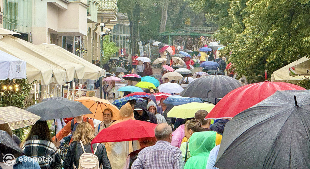 Jakie wakacje, taki ostatni weekend w Sopocie [FOTO]