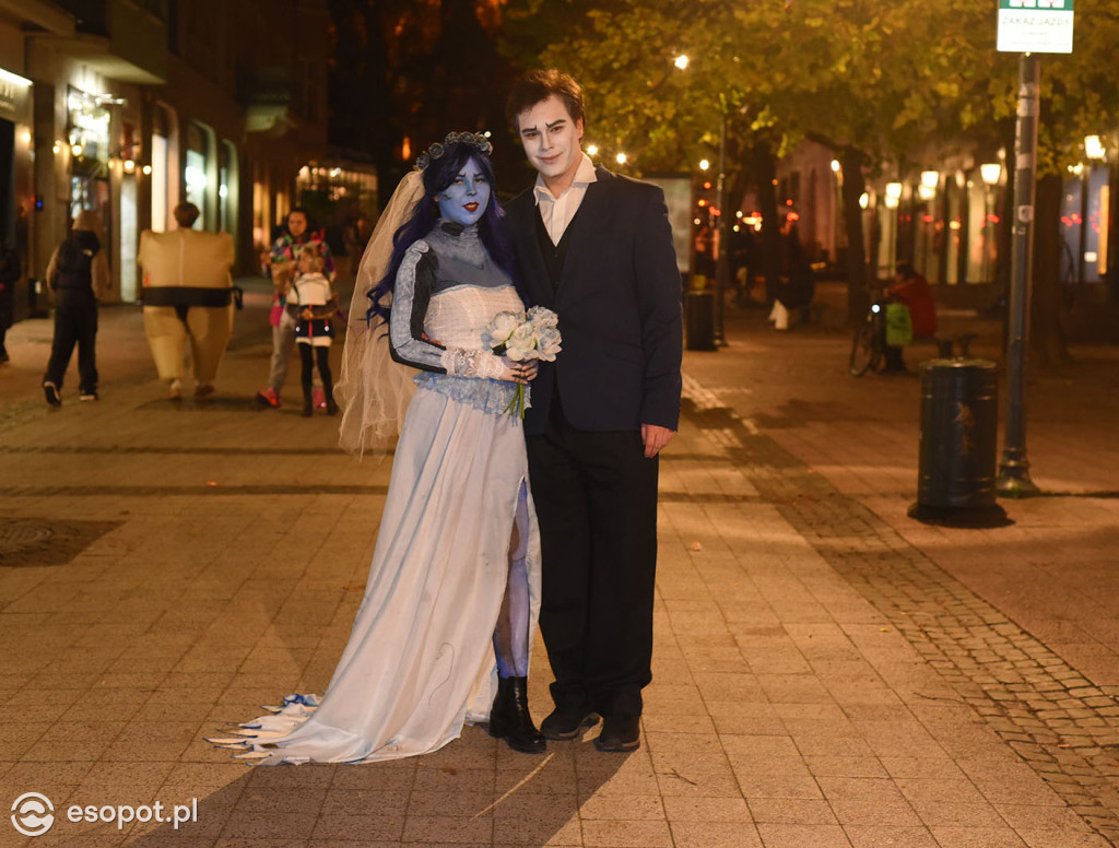 Sopot opanowały upiory, księżniczki i bohaterowie! Halloween w kurorcie [FOTO]