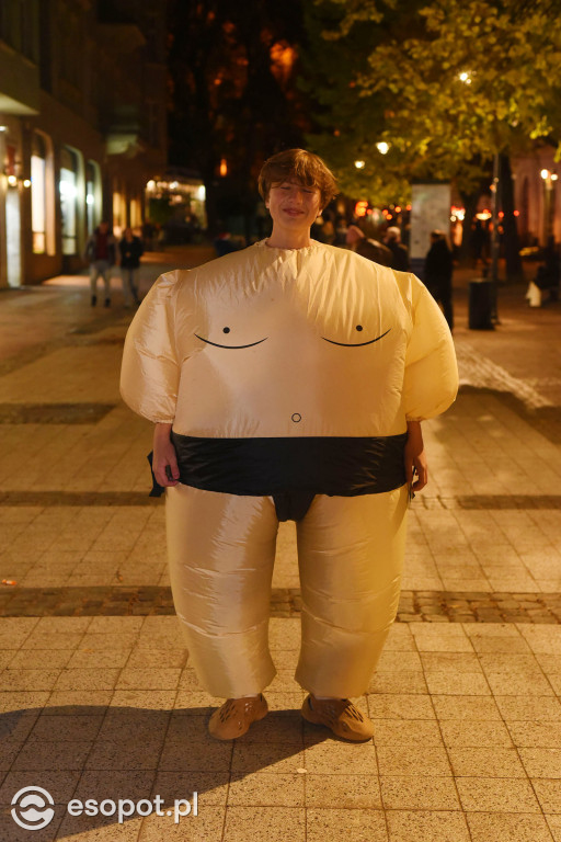 Sopot opanowały upiory, księżniczki i bohaterowie! Halloween w kurorcie [FOTO]