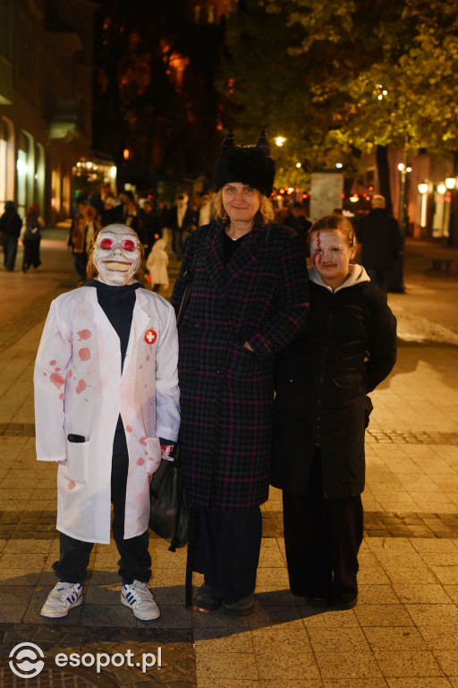 Sopot opanowały upiory, księżniczki i bohaterowie! Halloween w kurorcie [FOTO]