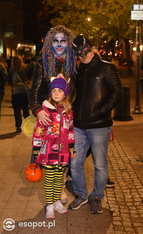 Sopot opanowały upiory, księżniczki i bohaterowie! Halloween w kurorcie [FOTO]