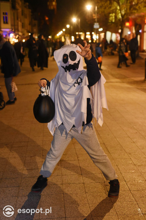 Sopot opanowały upiory, księżniczki i bohaterowie! Halloween w kurorcie [FOTO]
