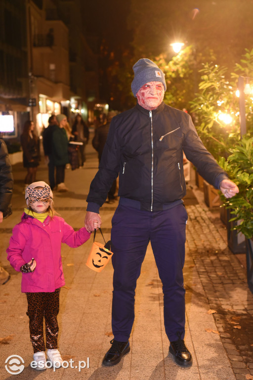 Sopot opanowały upiory, księżniczki i bohaterowie! Halloween w kurorcie [FOTO]