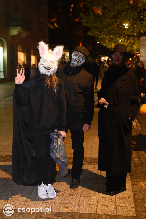 Sopot opanowały upiory, księżniczki i bohaterowie! Halloween w kurorcie [FOTO]
