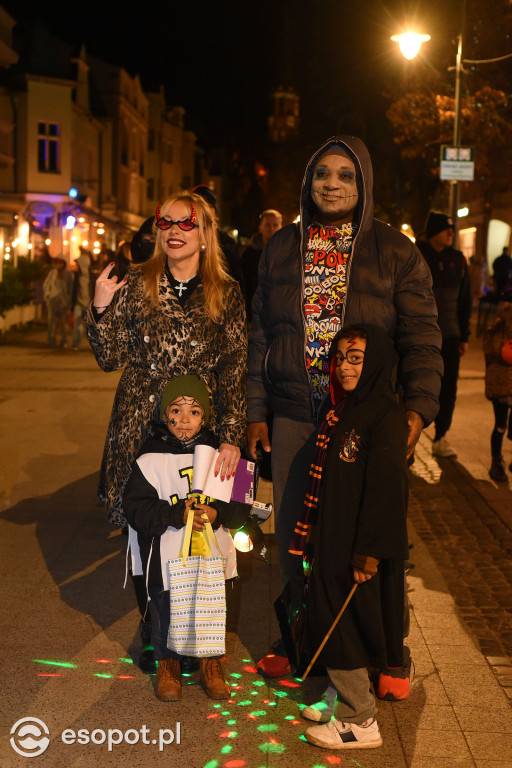 Sopot opanowały upiory, księżniczki i bohaterowie! Halloween w kurorcie [FOTO]