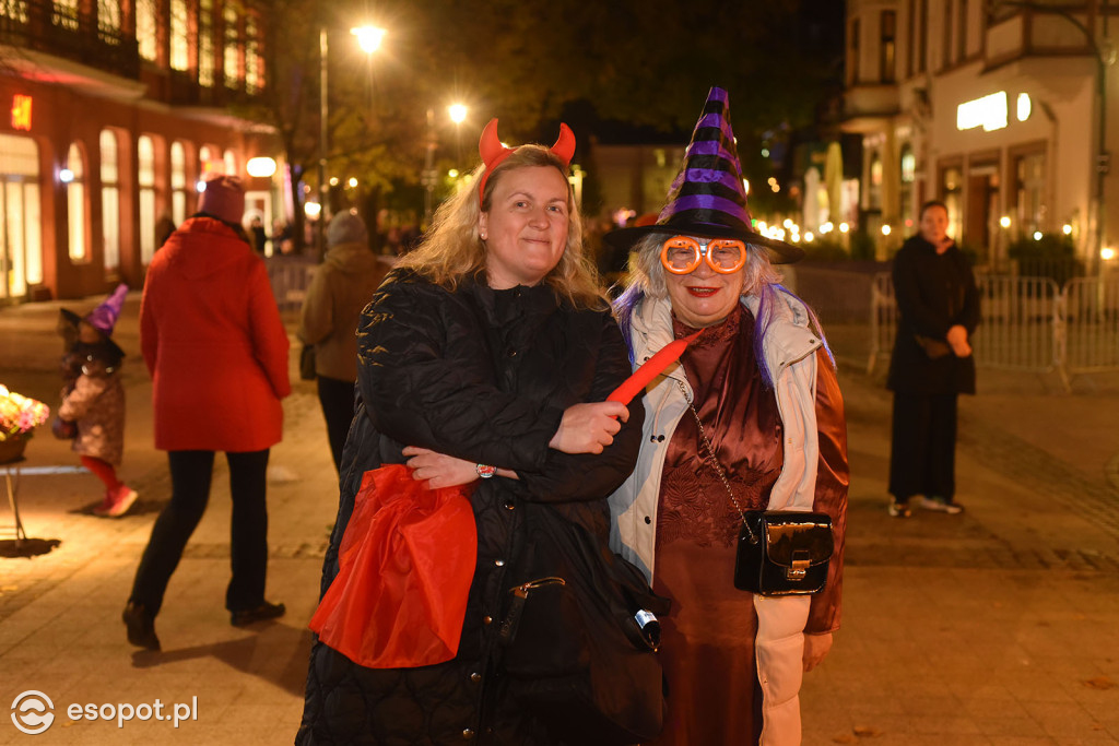 Sopot opanowały upiory, księżniczki i bohaterowie! Halloween w kurorcie [FOTO]