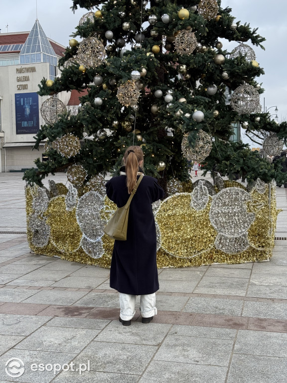 Mikołajki w Sopocie. Czerwone czapki opanowały Monciak i molo [FOTO]