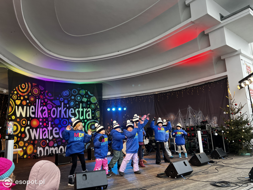 34. Finał WOŚP w Sopocie na zdjęciach! Wolontariusze, koncerty i licytacje [FOTO]