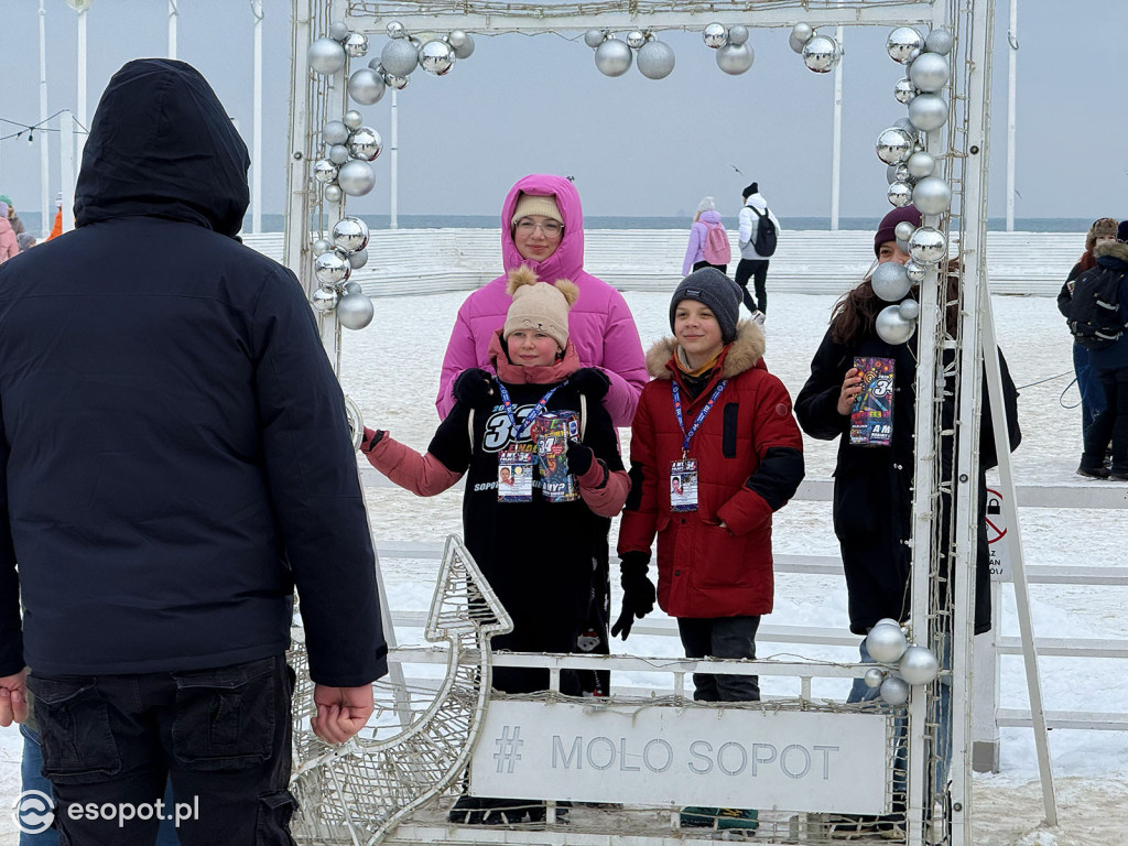 34. Finał WOŚP w Sopocie na zdjęciach! Wolontariusze, koncerty i licytacje [FOTO]