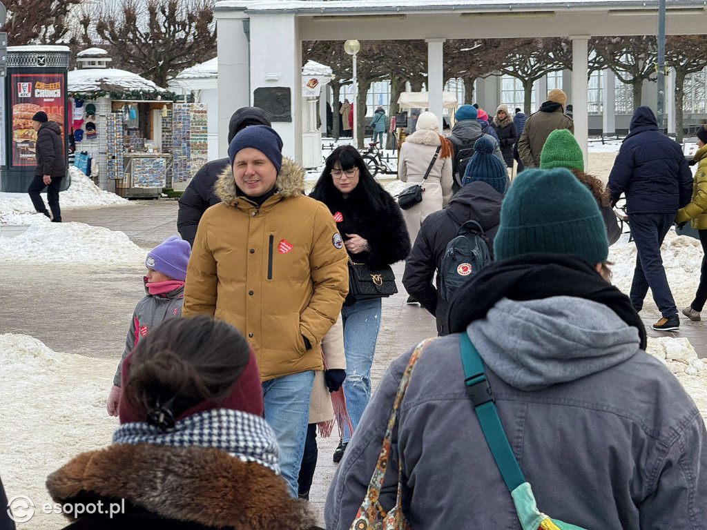34. Finał WOŚP w Sopocie na zdjęciach! Wolontariusze, koncerty i licytacje [FOTO]