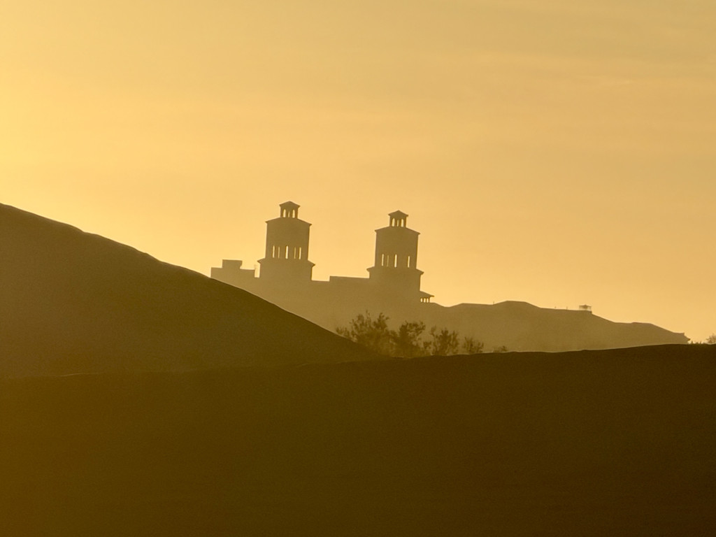 Magia wschodów słońca. Od sopockiej plaży po oceaniczne wybrzeża [FOTO]