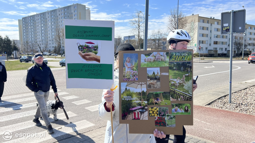 Protest i blokada ronda przy Ergo Arenie. Akcja związana z planem zabudowy terenów zielonych [FOTO]