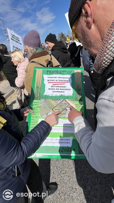 Protest i blokada ronda przy Ergo Arenie. Akcja związana z planem zabudowy terenów zielonych [FOTO]