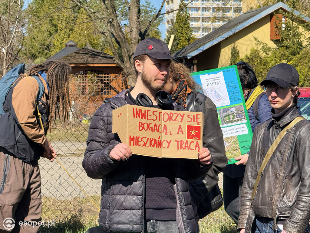 Protest i blokada ronda przy Ergo Arenie. Akcja związana z planem zabudowy terenów zielonych [FOTO]