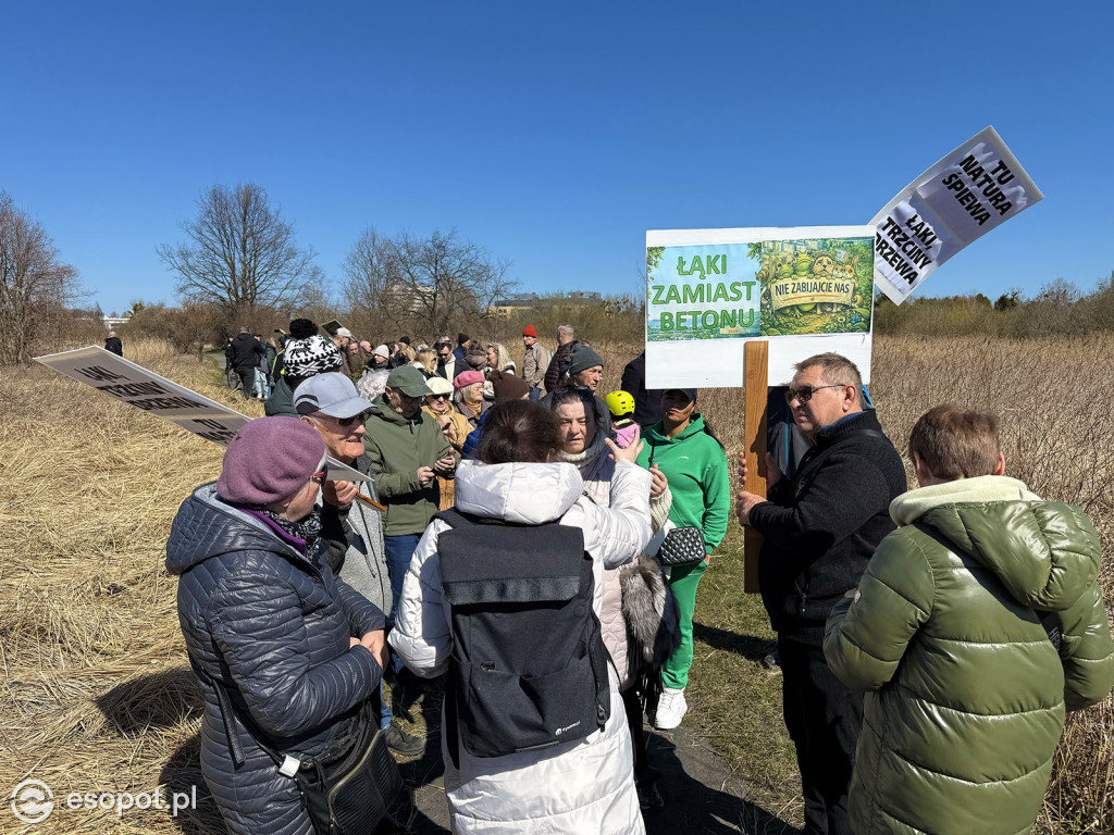 Protest i blokada ronda przy Ergo Arenie. Akcja związana z planem zabudowy terenów zielonych [FOTO]