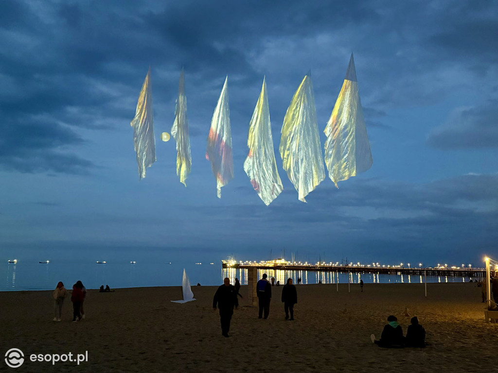 Od plaży po zabytkowe wille. Świetlna trasa Nocy Muzeów w Sopocie [FOTO]