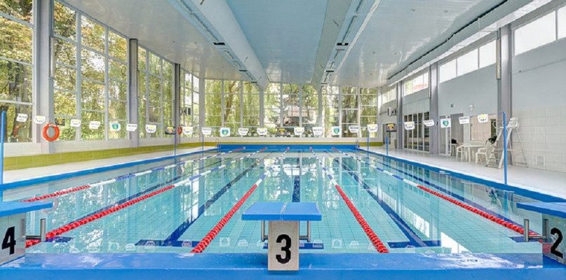 Koniec remontu pływalni MOSiR - basen w Sopocie znów dostępny! Atrakcyjne ceny bil
