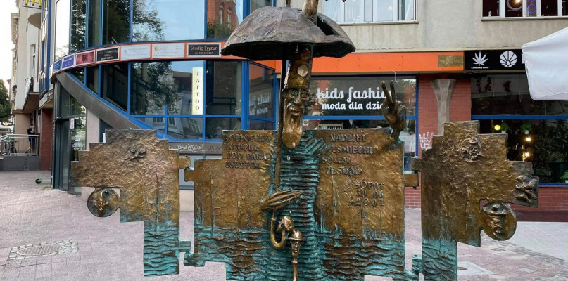 Sopocki Parasolnik wrócił po liftingu! Kim był bohater pomnika?