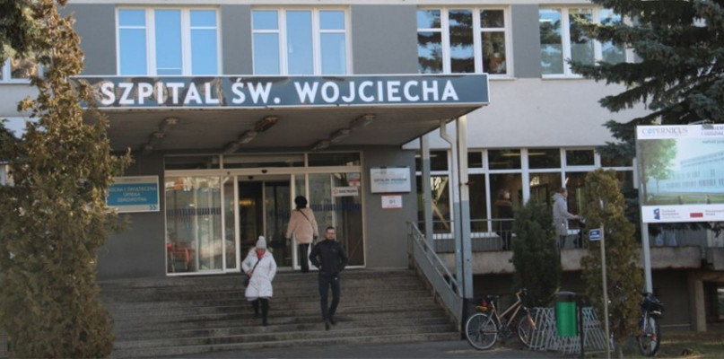BUDYNEK SZPITALA IM. ŚW. WOJCIECHA W GDAŃSKU. FOT. ALEKSANDER OLSZAK