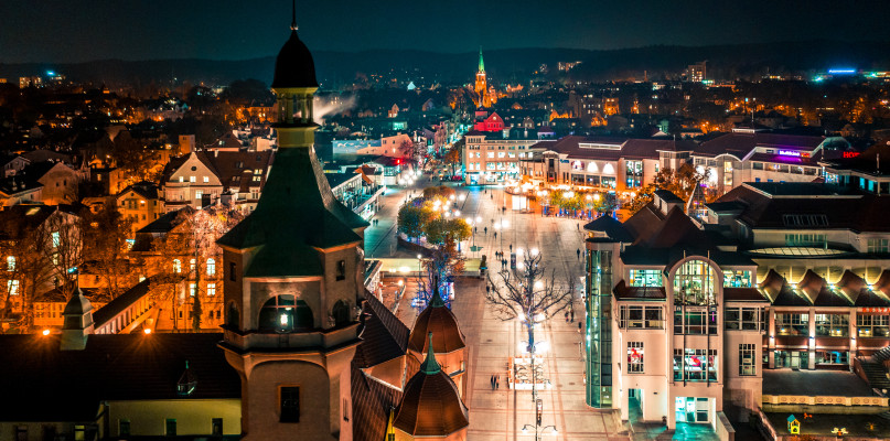 Sopot nocą kluby i dyskoteki przy Monciaku