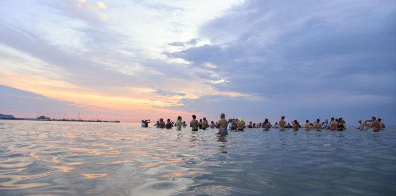 IMGW bada temperaturę wody: najzimniejsza w Bałtyku, w jeziorach już powyżej 20°