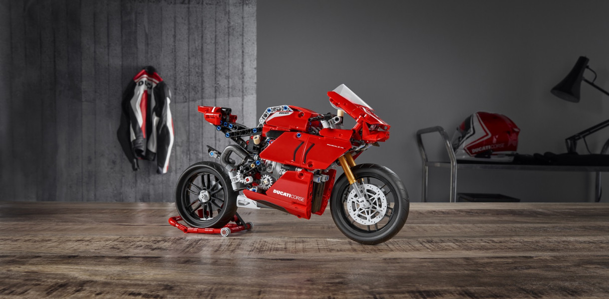  Niezwykłe konstrukcje samochodów, samolotów i motocykli z klocków