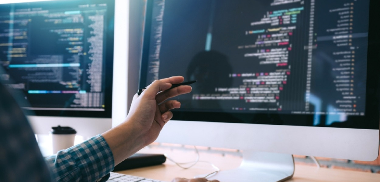 Oprogramowanie dedykowane- 3 zalety tego rozwiązania