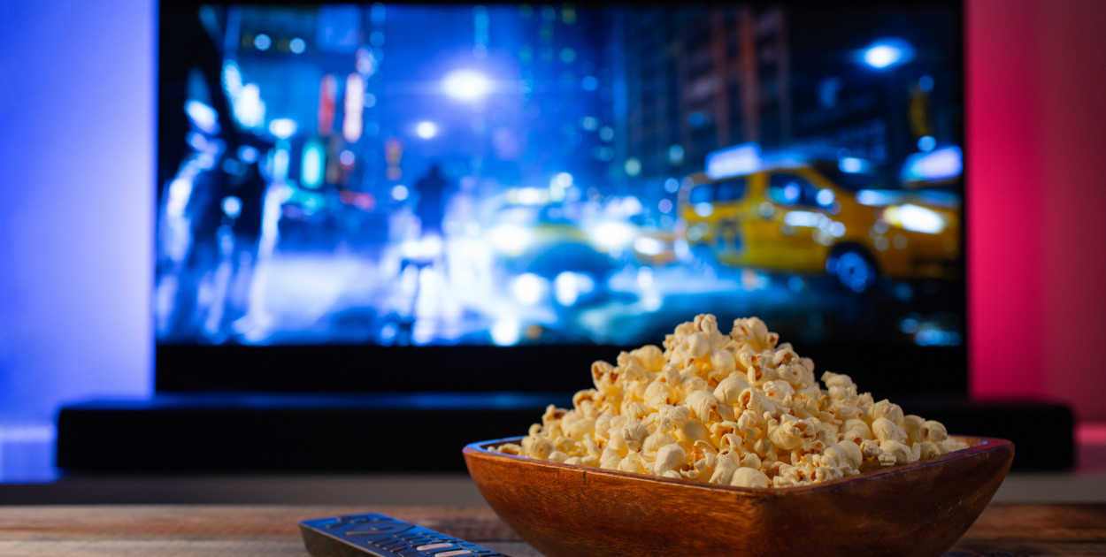 Najciekawsze funkcje Smart TV. Dlaczego warto wybrać telewizor Smart TV?