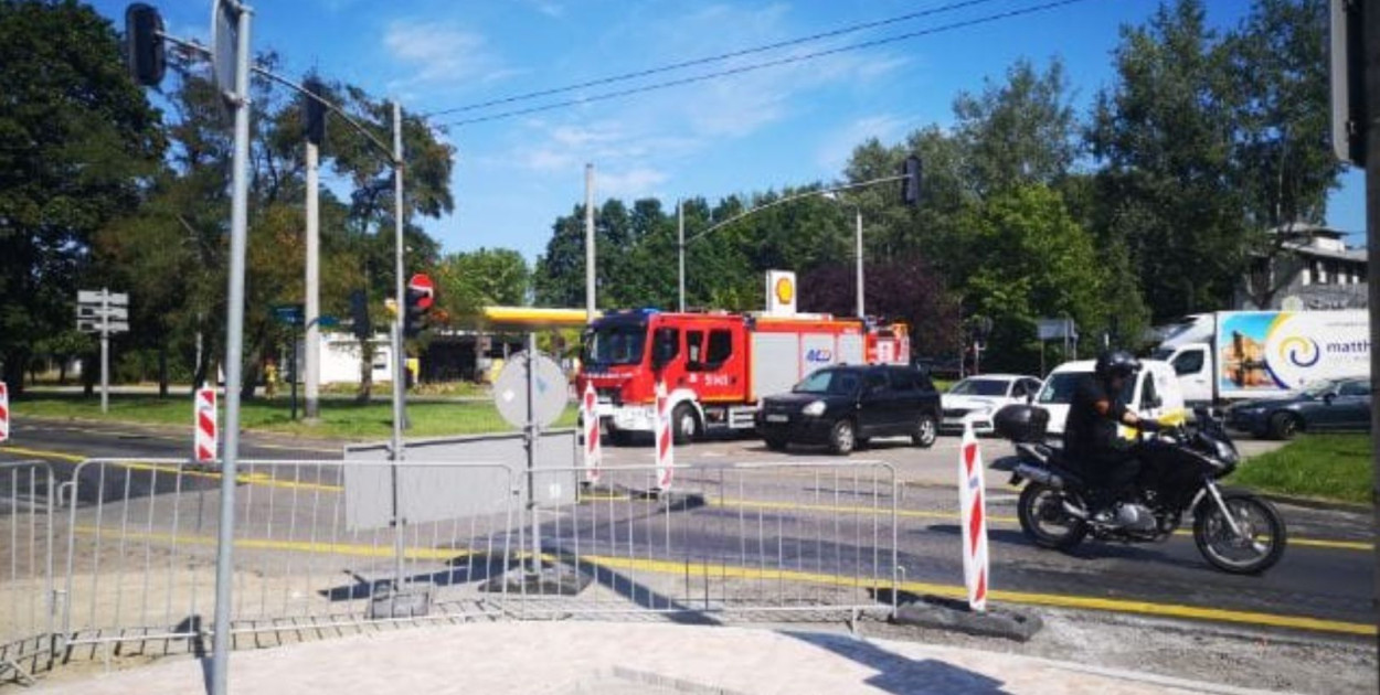 Uwaga, wyciek gazu w Sopocie! Aleja Niepodległości jest nieprzejezdna