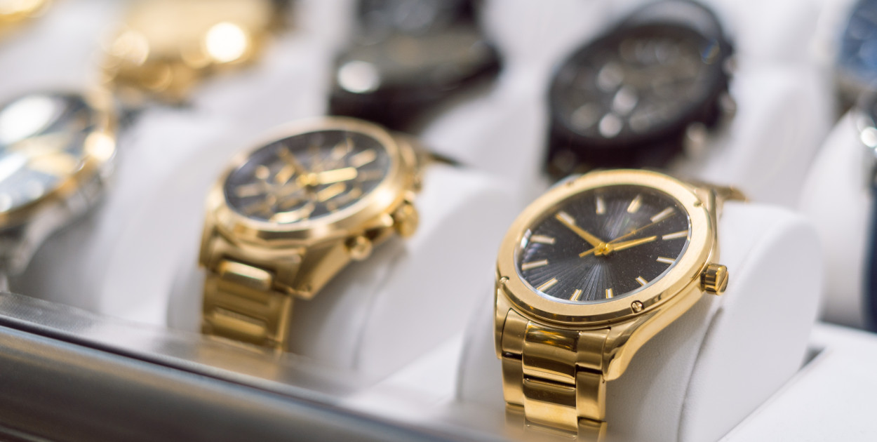 Jak sprawdzić wartość zegarka?